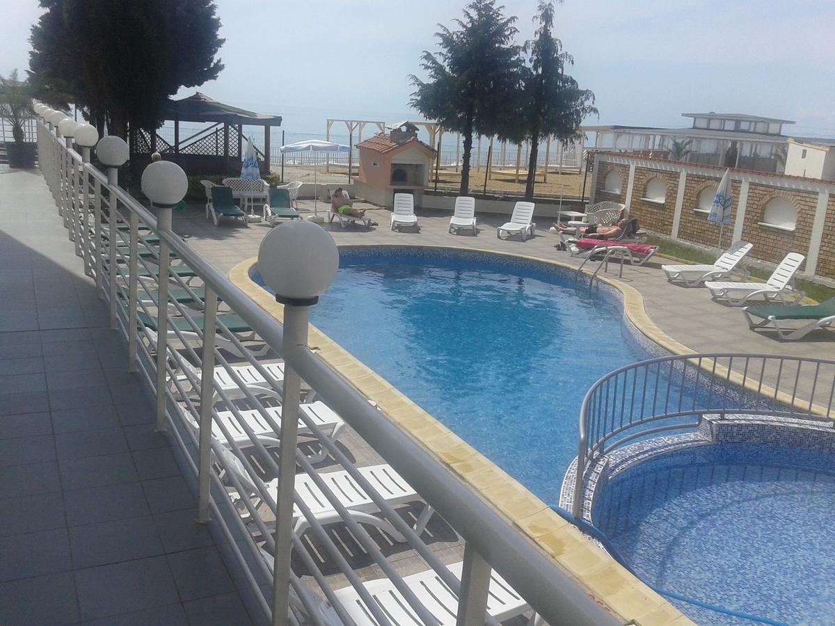 Hotel Perun 内塞伯尔 外观 照片